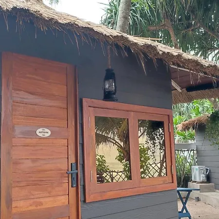 Tomorrowland Beach Villas Tangalle Exterior photo