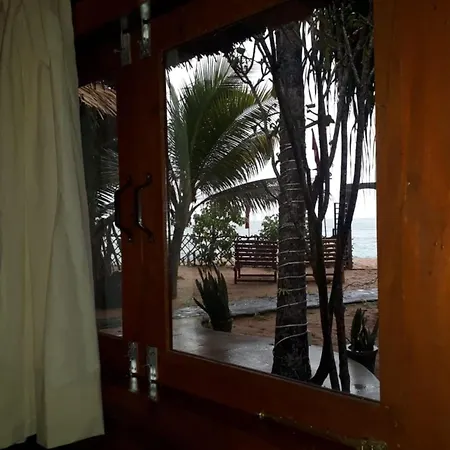 Tomorrowland Beach Villas Tangalle Exterior photo